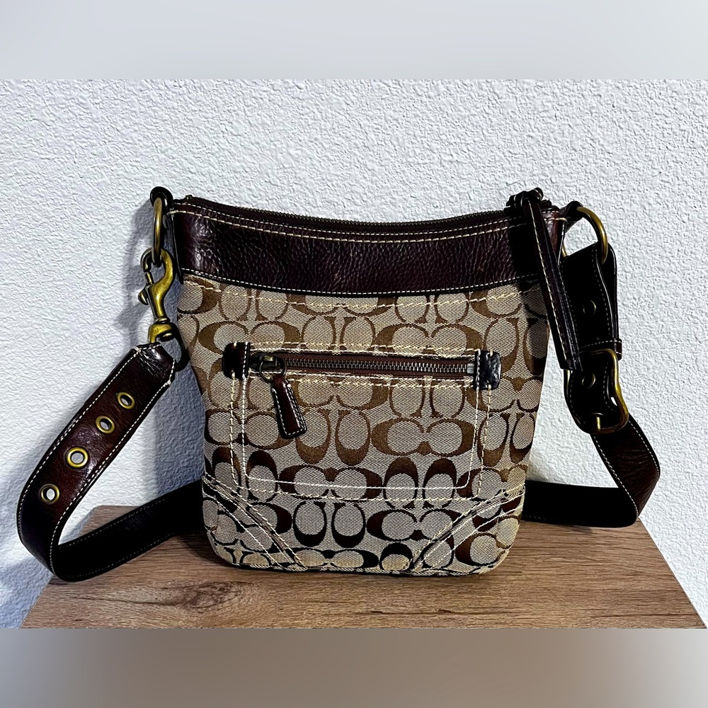 Coach Crossbody - Small - Picture 2 of 4